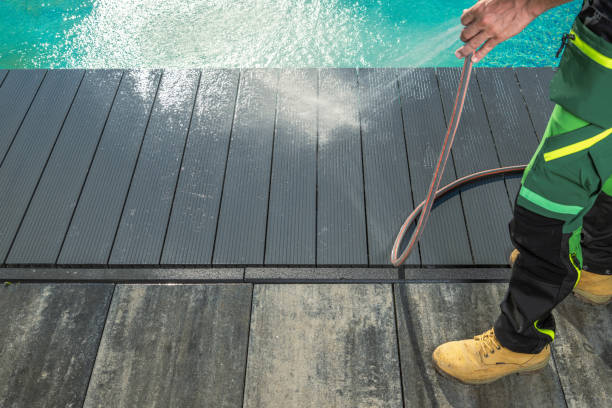 Best Deck Cleaning Services  in Shackle Island, TN